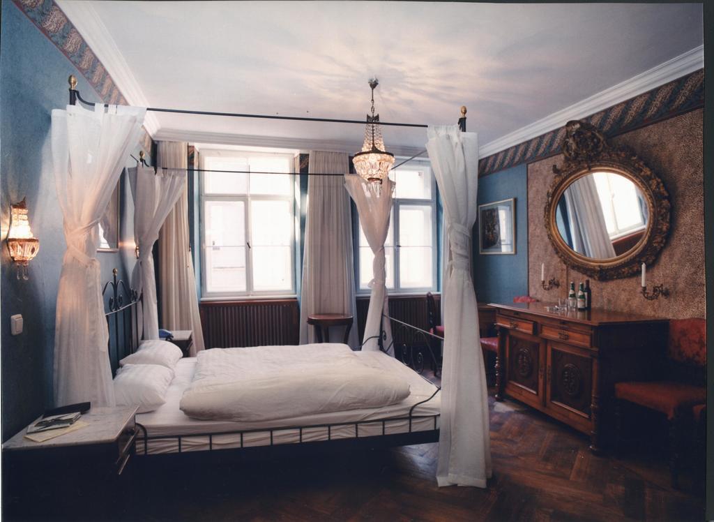 Hotel Orphee - Kleines Haus 레겐스부르크 외부 사진